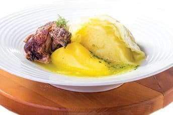 Bijelo zelje sa kaštradinom