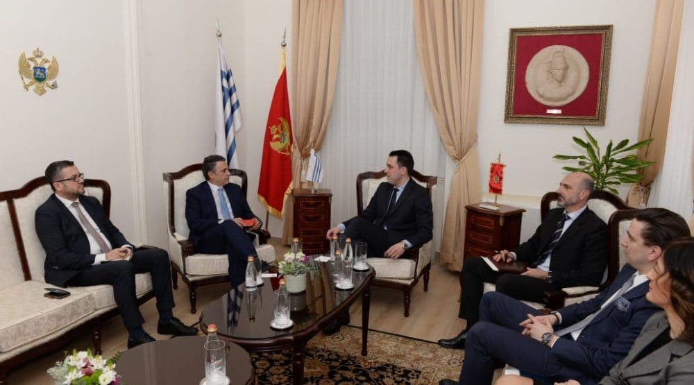 Dobri politički odnosi sa Kosovom šansa za snažnu saradnju Podgorice i Prištine Dobri politički odnosi sa Kosovom šansa za snažnu saradnju Podgorice i Prištine