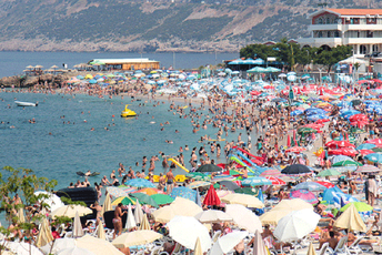 Bez naplate plažnog mobilijara nakon 17 sati