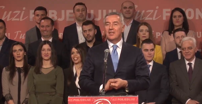 Đukanović: Ne vodi nas interes, nego odgovornost Đukanović: Ne vodi nas interes, nego odgovornost