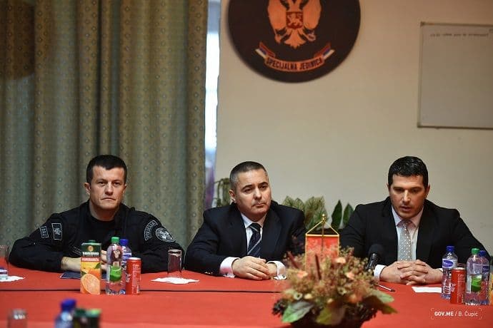 Janović i Veljović posjetili Specijalnu antiterorističku jedinicu Janović i Veljović posjetili Specijalnu antiterorističku jedinicu