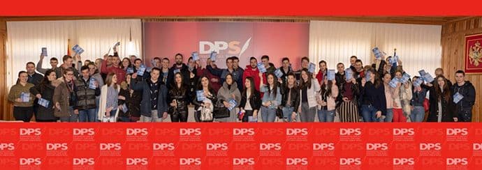 Više od stotinu mladih Nikšićana pristupilo DPS-u Više od stotinu mladih Nikšićana pristupilo DPS-u