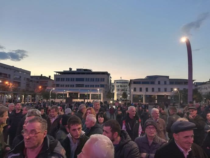 Šćekić: Institucije države su postale karikature Šćekić: Institucije države su postale karikature