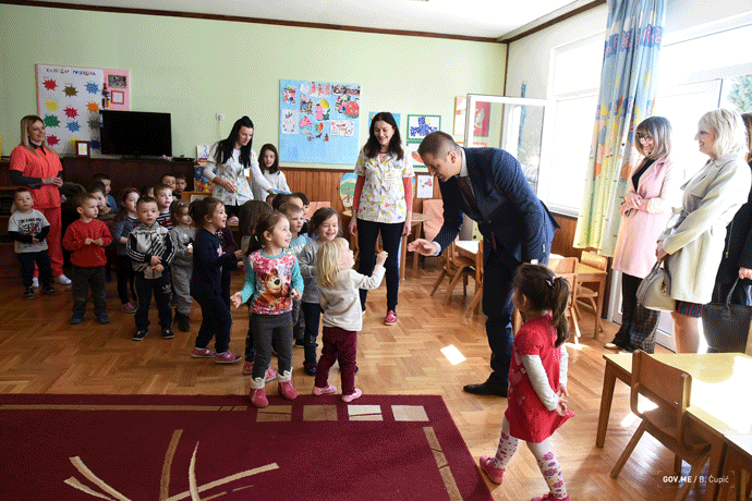 Šehović: Ove godine počinje izgradnja nekoliko vrtića širom Crne Gore Šehović: Ove godine počinje izgradnja nekoliko vrtića širom Crne Gore