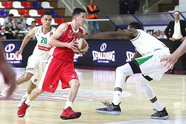 Tijesna pobjeda FMP-a Tijesna pobjeda FMP-a