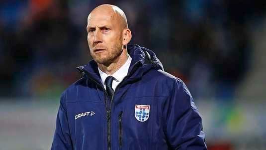 Stam na klupi Fejnorda Stam na klupi Fejnorda