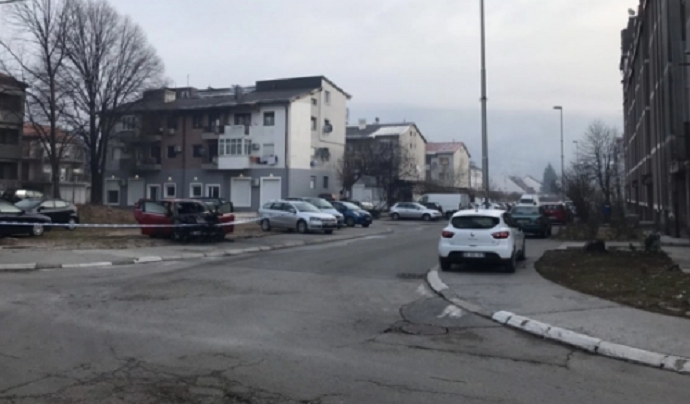 Zapaljen automobil na Cetinju Zapaljen automobil na Cetinju