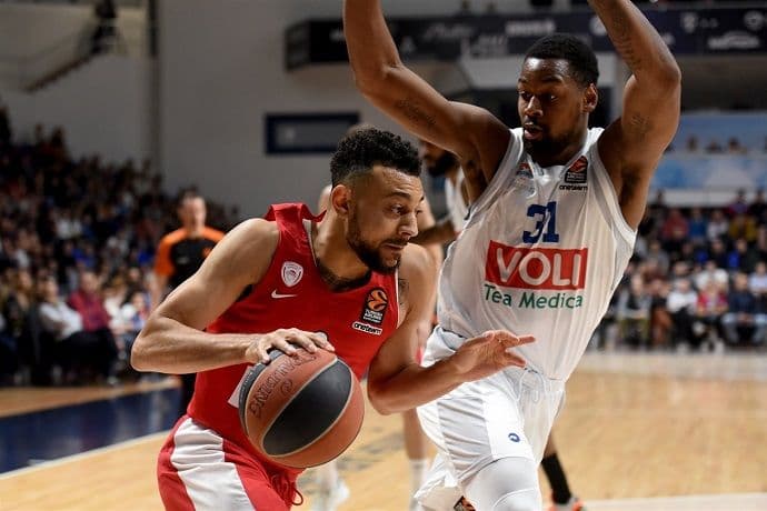 Olimpijakos dominirao u ''Morači'' Olimpijakos dominirao u ''Morači''