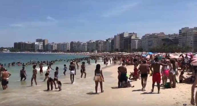 (VIDEO) Crnogorac na plaži Kopakabana u vrijeme karnevala: Ples, muzika i ludnica (VIDEO) Crnogorac na plaži Kopakabana u vrijeme karnevala: Ples, muzika i ludnica