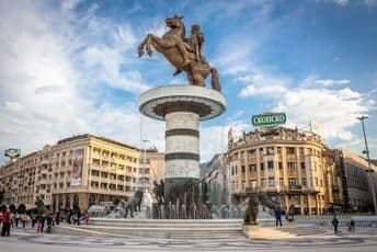 Skoplje: Bačena bomba u dvorište kuće, povrijeđena jedna osoba