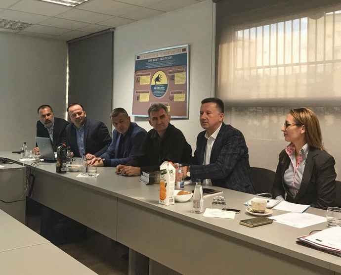 Spašavanje stranaca obavljaće Koordinacioni tim za zaštitu i spašavanje Spašavanje stranaca obavljaće Koordinacioni tim za zaštitu i spašavanje