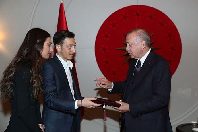 Ozil pozvao Erdogana na vjenčanje Ozil pozvao Erdogana na vjenčanje