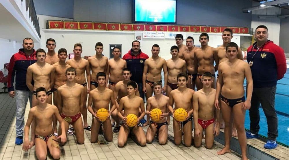 "Ajkulice" od sjutra na Uskršnjem turniru "Ajkulice" od sjutra na Uskršnjem turniru