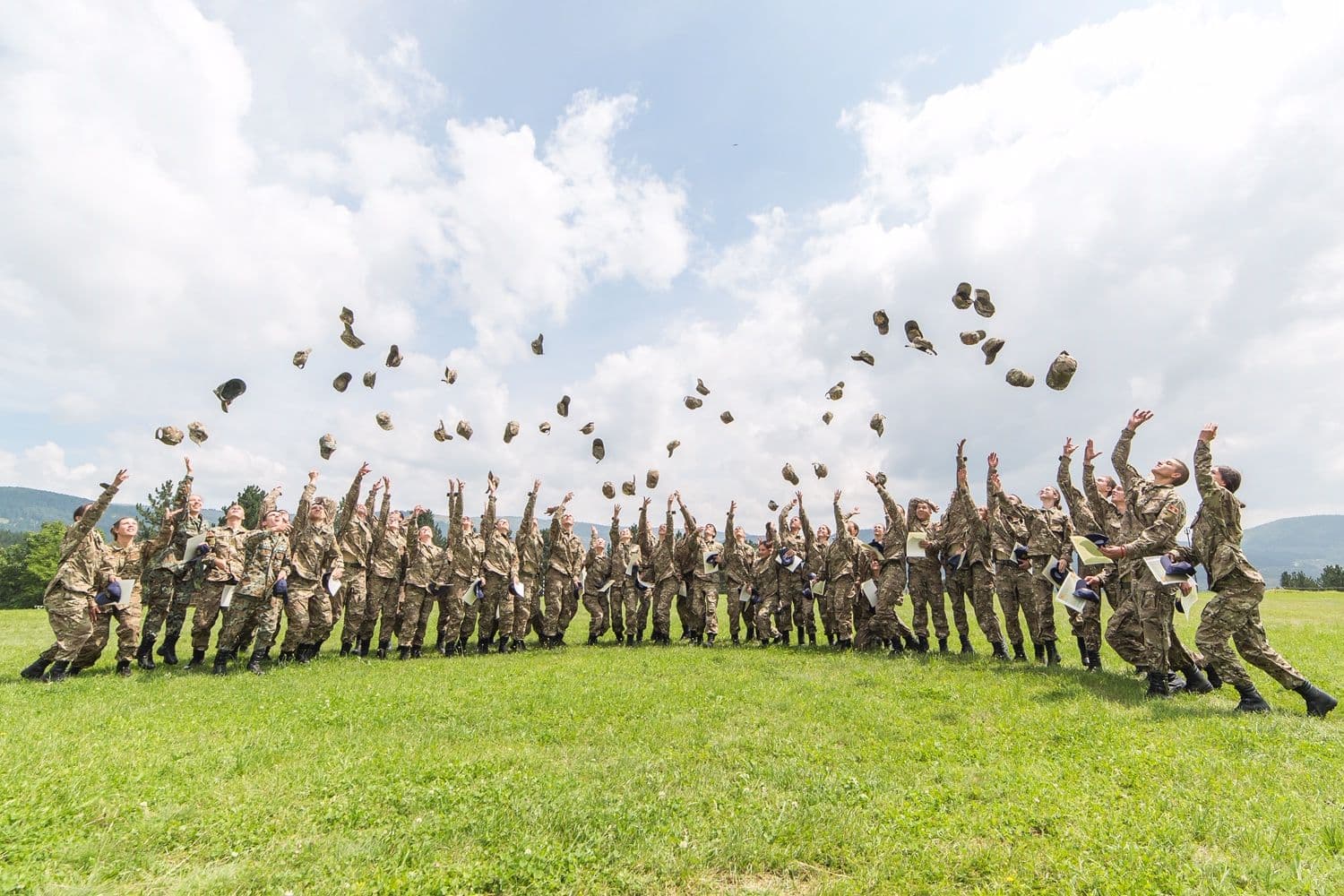 Raspisan javni poziv za četvrti Ljetnji vojni kamp Raspisan javni poziv za četvrti Ljetnji vojni kamp
