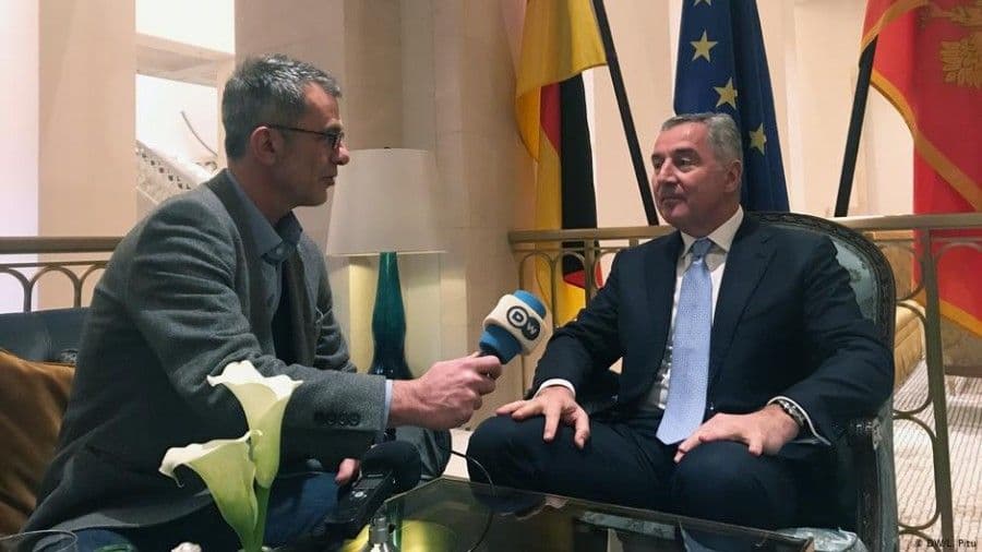 ĐUKANOVIĆ: Kad rušite institucije rušite i državu ĐUKANOVIĆ: Kad rušite institucije rušite i državu