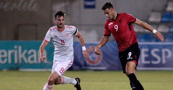 Novopečeni španski reprezentativac zaražen svinjskom gripom Novopečeni španski reprezentativac zaražen svinjskom gripom