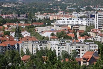 Amerikancu sud zabranio da odvede kćerku iz Crne Gore Amerikancu sud zabranio da odvede kćerku iz Crne Gore