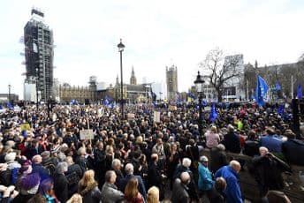 Britanci protestuju protiv Bregzita, traže novi referendum