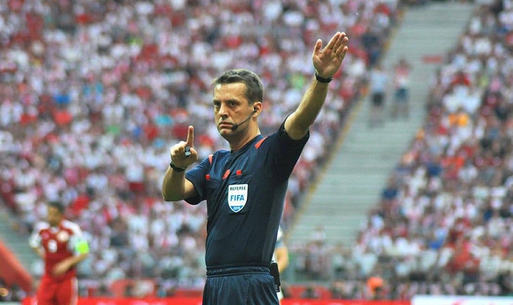 Bjelorus arbitar meča "sokola" sa Engleskom Bjelorus arbitar meča "sokola" sa Engleskom