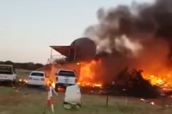 Pijan ukradenim avionom pokušao da ubije bivšu ženu Pijan ukradenim avionom pokušao da ubije bivšu ženu