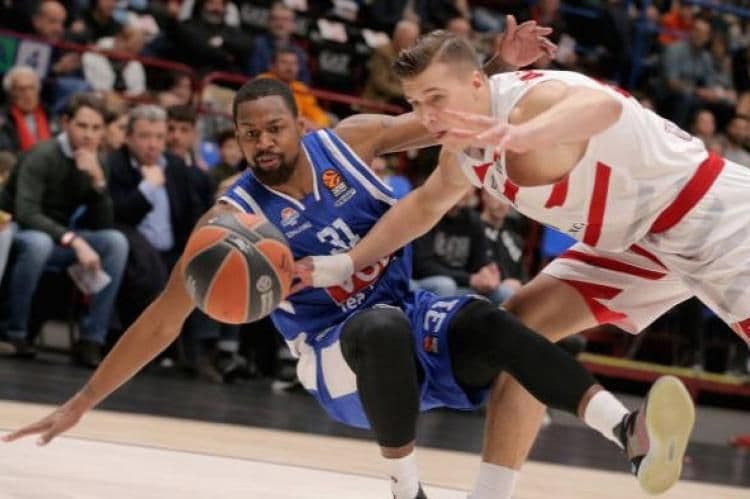 Ma kakav rasizam, ovdje mi je sjajno Ma kakav rasizam, ovdje mi je sjajno