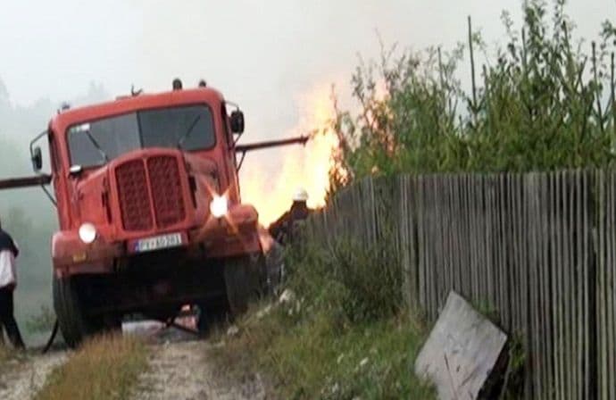 U dva grada više od 120 požara U dva grada više od 120 požara