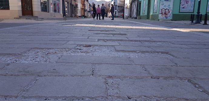 Cetinjska URA organizuje kurs za hodanje Njegoševom ulicom Cetinjska URA organizuje kurs za hodanje Njegoševom ulicom