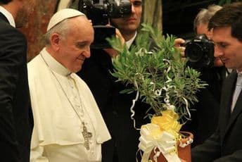 Papa Franjo uputio pozdrave predsjedniku Đukanoviću Papa Franjo uputio pozdrave predsjedniku Đukanoviću