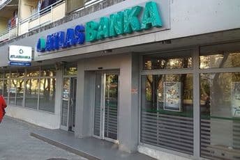 Klijenti Atlas banci duguju 63, a ona njima 190 miliona