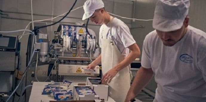 Zastupljenost domaćih proizvoda u trgovinskim lancima je veoma mala Zastupljenost domaćih proizvoda u trgovinskim lancima je veoma mala