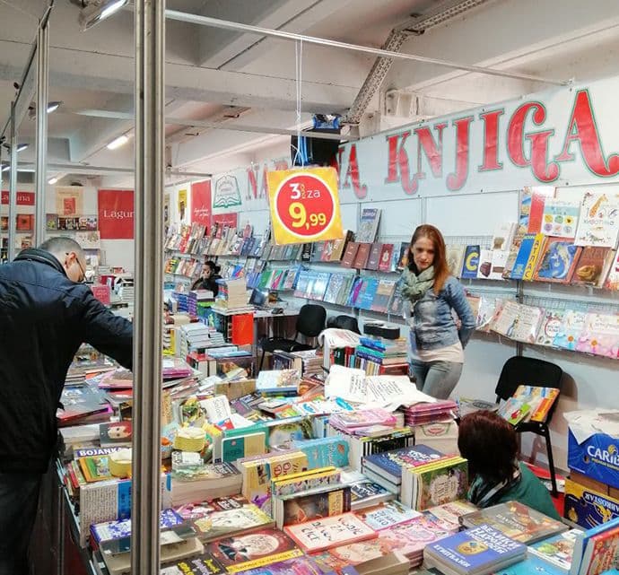 Brojne promocije savremenih pisaca na Sajmu knjiga Brojne promocije savremenih pisaca na Sajmu knjiga