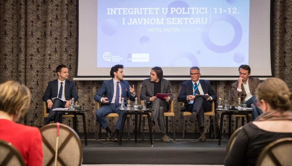 Dijalogom svih vratiti povjerenje u izborni proces Dijalogom svih vratiti povjerenje u izborni proces