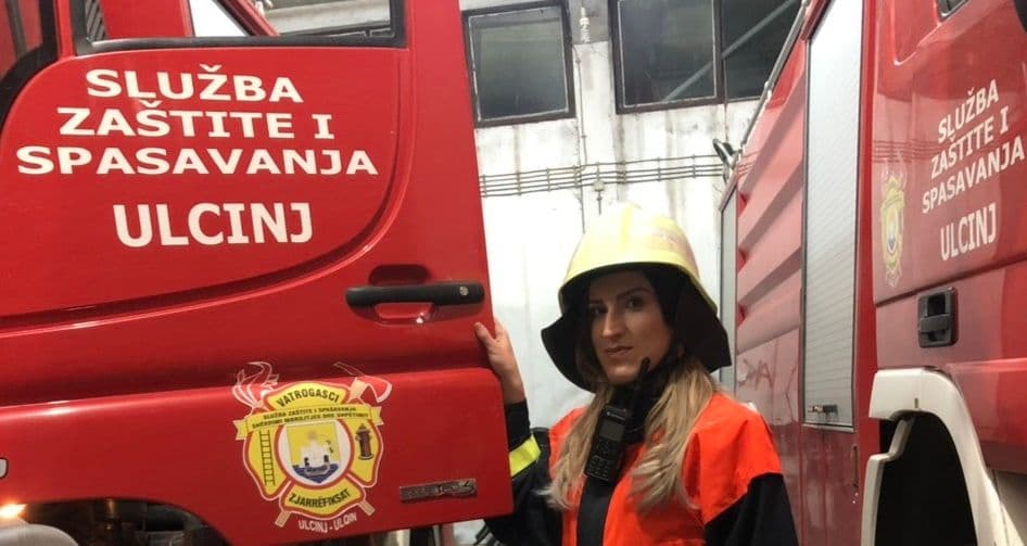 Ulcinjanka koja kroti vatru Ulcinjanka koja kroti vatru