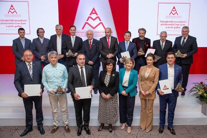 Dodijeljene nagrade najuspješnijim menadžerima i preduzetnicima Dodijeljene nagrade najuspješnijim menadžerima i preduzetnicima