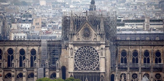 Poznati riješeni da obnove Notr Dam, već najavljeno 300 miliona eura donacija Foto: Chesnot/Getty Images