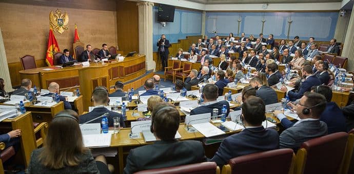 Završena „Konferencija mladih parlamentaraca EU i Zapadnog Balkana“ Završena „Konferencija mladih parlamentaraca EU i Zapadnog Balkana“