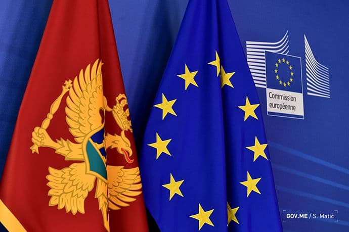 Premijer Marković danas u Briselu sa ambasadorima EU Premijer Marković danas u Briselu sa ambasadorima EU
