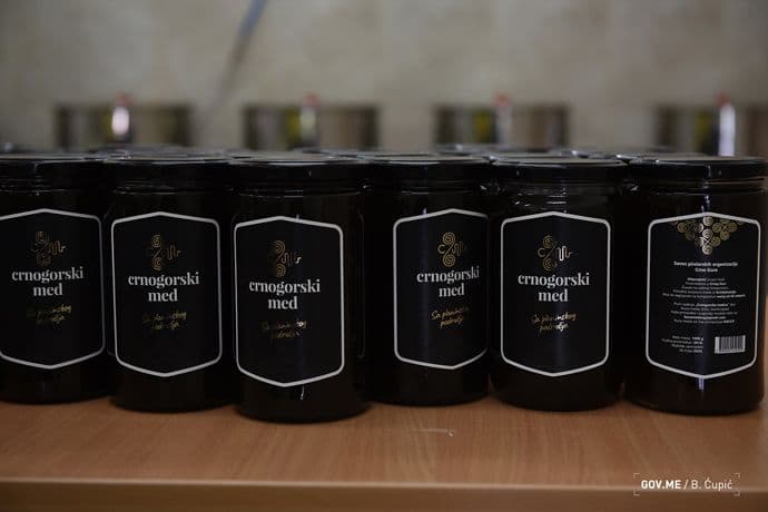 U partnerstvu sa pčelarima ostvarujemo značajne iskorake U partnerstvu sa pčelarima ostvarujemo značajne iskorake