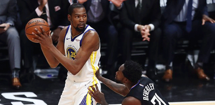 Voriorsi razbili Kliperse, Denver nemoćan protiv Sparsa (VIDEO) Foto: Yong Teck Lim/Getty Images