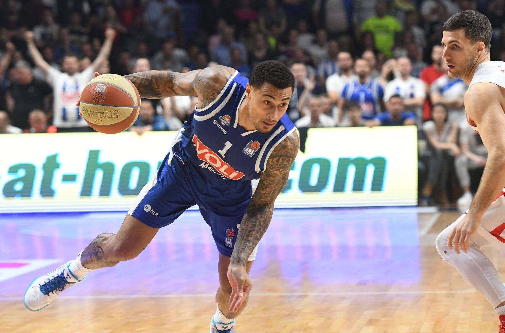 Navijači s parketa će imati mjesta za stajanje Navijači s parketa će imati mjesta za stajanje