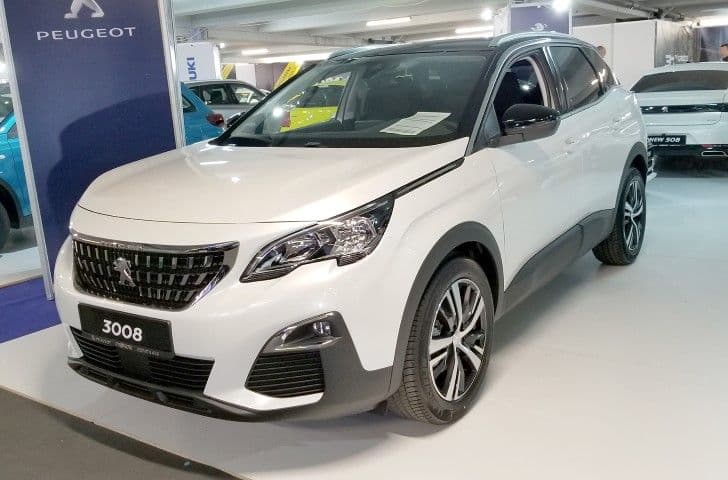 Garaža stilskih noviteta Garaža stilskih noviteta