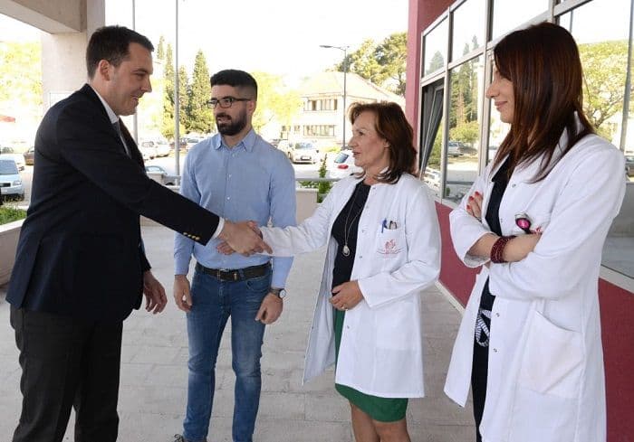 Više od 50 zaposlenih u Glavnom gradu dobrovoljno dali krv Više od 50 zaposlenih u Glavnom gradu dobrovoljno dali krv