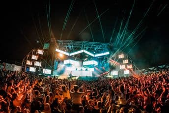 Noćni klubovi zatvoreni do pronalaska vakcine Noćni klubovi zatvoreni do pronalaska vakcine