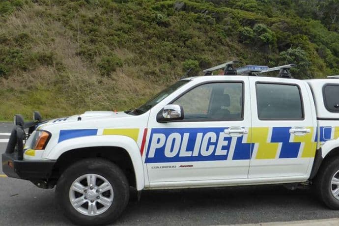 Djeca prešla 900 kilometara u ukradenom automobilu Djeca prešla 900 kilometara u ukradenom automobilu