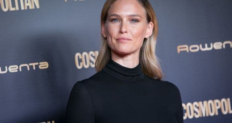 Glumica i bivša Leonarda Dikaprija završila na sudu Glumica i bivša Leonarda Dikaprija završila na sudu