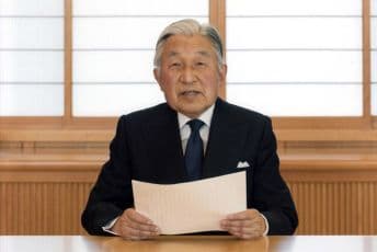 Japan: Prva abdikacija u posljednja dva vijeka