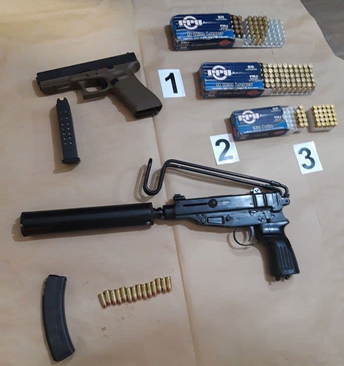 Kosovskom državljaninu pritvor zbog oružja Kosovskom državljaninu pritvor zbog oružja