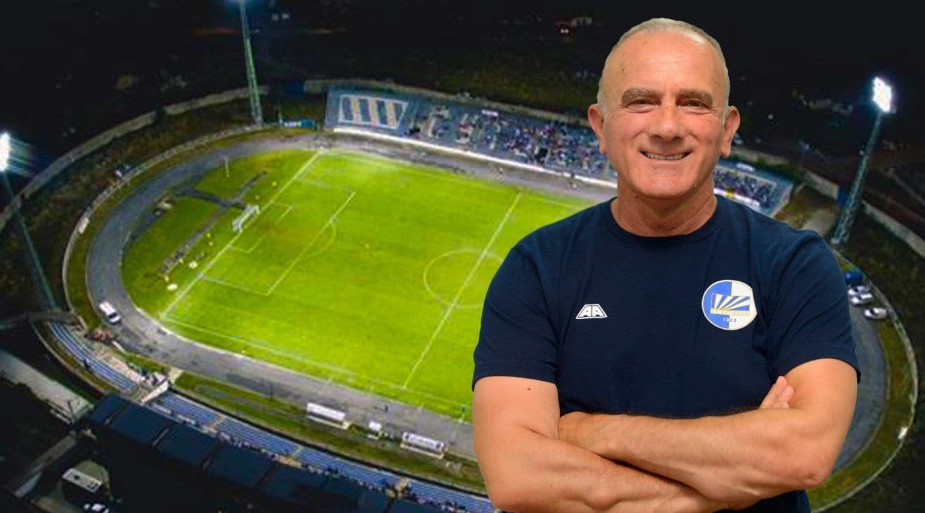 Peco vodi utakmicu života, igrači poručuju: Šefe, izdržite Peco vodi utakmicu života, igrači poručuju: Šefe, izdržite