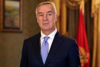 Đukanović albanskom predsjedniku: Crna Gora spremna da pruži svu pomoć Đukanović albanskom predsjedniku: Crna Gora spremna da pruži svu pomoć