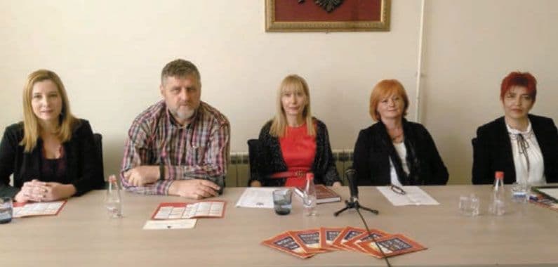 Za jubilej Pobjede koncert ansambla Zahumlja na Trgu Za jubilej Pobjede koncert ansambla Zahumlja na Trgu